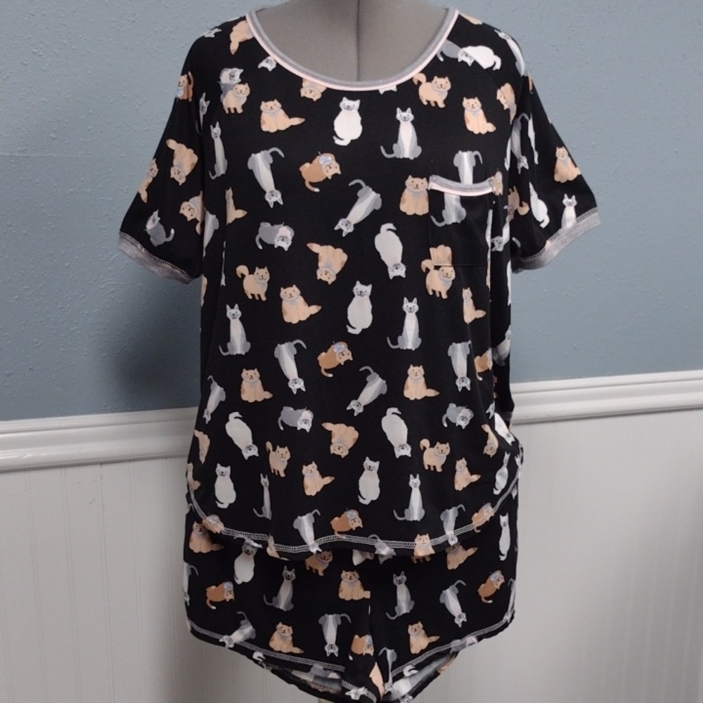 Women's Cat Print Pajama Set - Black Cat Print Shorts And Top
